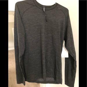 Lululemon Metal Vent tech long sleeve shirt - Medium